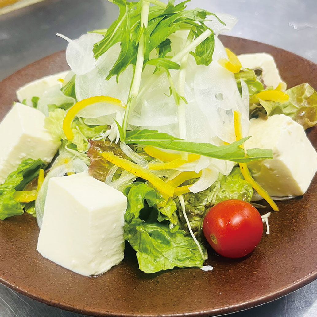 豆腐とゆず皮の胡麻サラダ